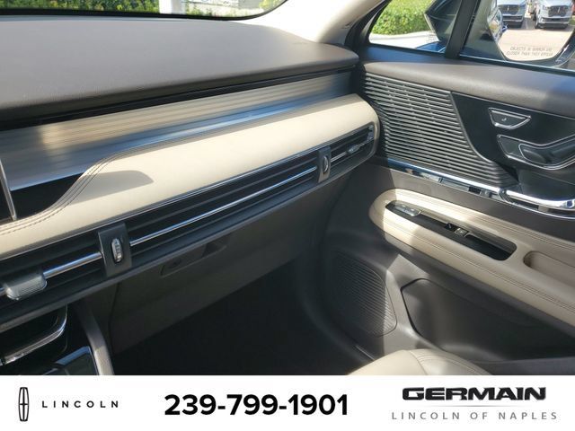 Certified 2021 Lincoln Corsair FWD w/ Equipment Group 101A image 36