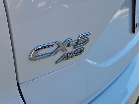 Used 2017 MAZDA CX-5 Touring w/ Preferred Equipment Package image 31