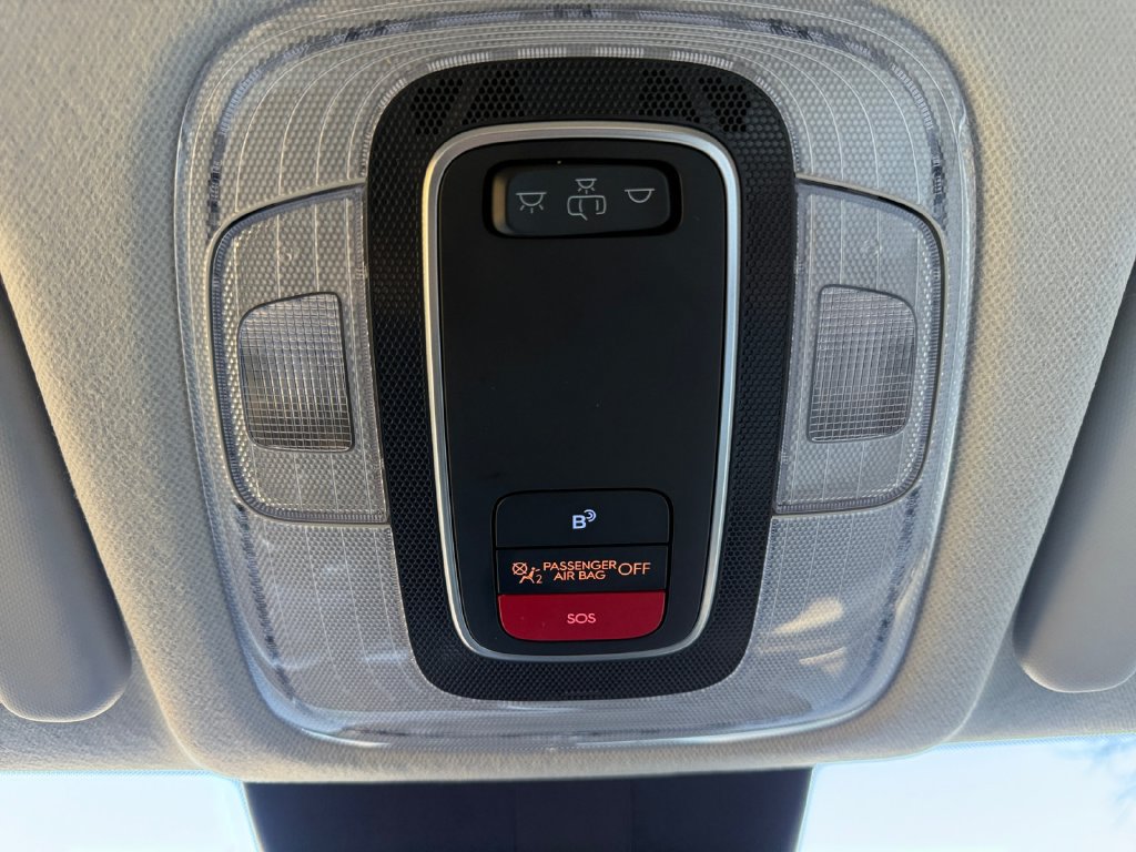 Used 2025 Hyundai Kona SEL FWD image 17