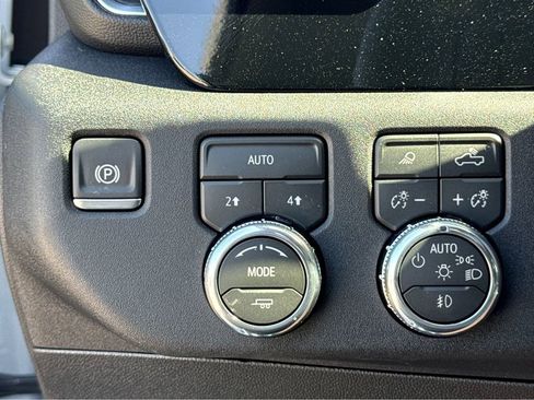 New 2026 GMC Sierra 1500 Elevation w/ Elevation Premium Package AWD/4WD image 10