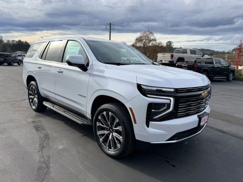 New 2026 Chevrolet Tahoe High Country w/ Sun And Tow Package image 3