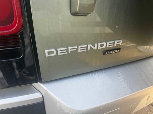 Used 2022 Land Rover Defender 110 SE image 22