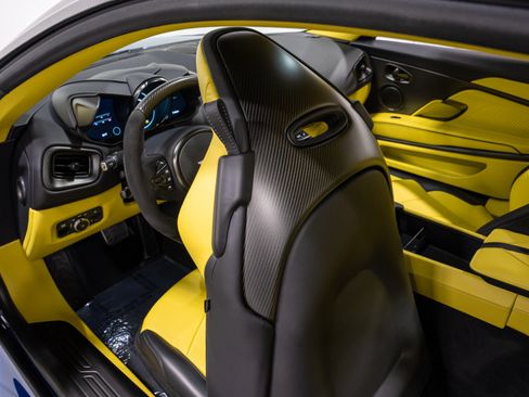 Used 2023 Aston Martin DBS Coupe RWD image 71