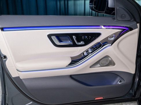 Certified 2023 Mercedes-Benz S 500 4MATIC image 10
