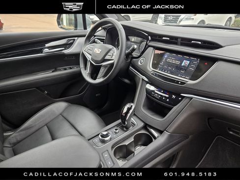Used 2025 Cadillac XT5 Premium Luxury image 20