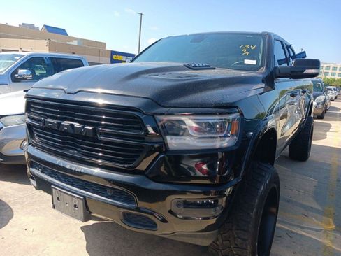 Used 2019 RAM 1500 Laramie w/ Sport Appearance Package AWD/4WD image 2