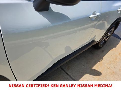 Certified 2026 Nissan Rogue SV AWD/4WD image 11
