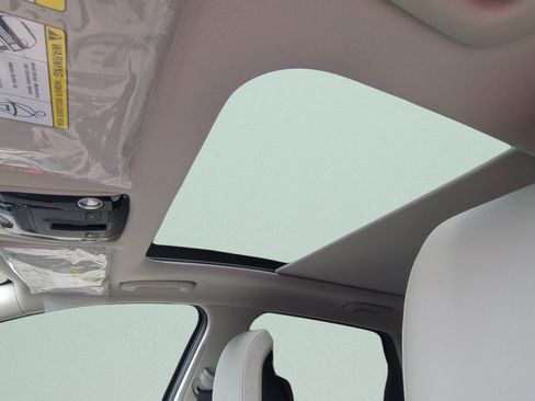 New 2026 Kia Sportage SX FWD image 18