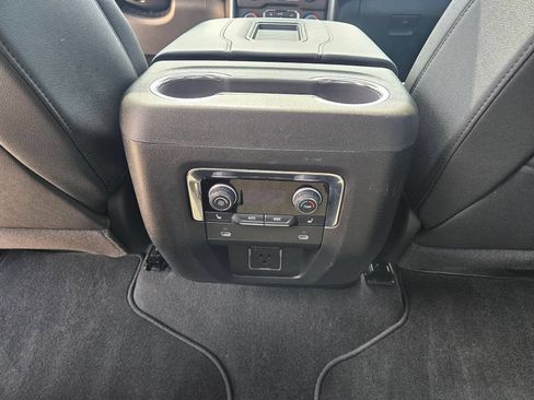 Used 2023 Chevrolet Tahoe Z71 w/ Luxury Package AWD/4WD image 26