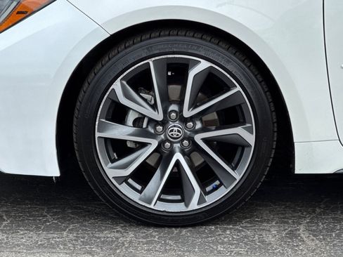 Used 2021 Toyota Corolla XSE image 12