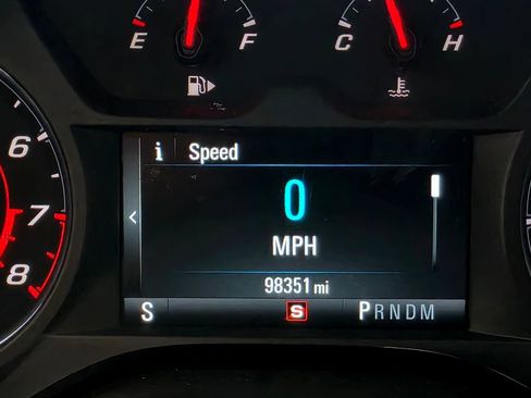 Used 2017 Chevrolet Camaro LT RWD image 19