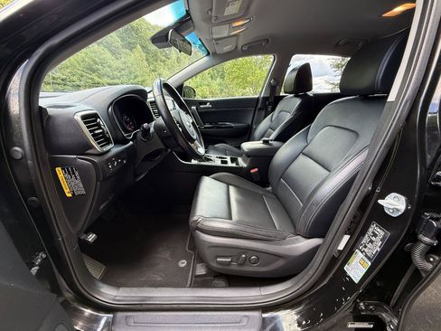 Used 2020 Kia Sportage EX AWD/4WD image 14