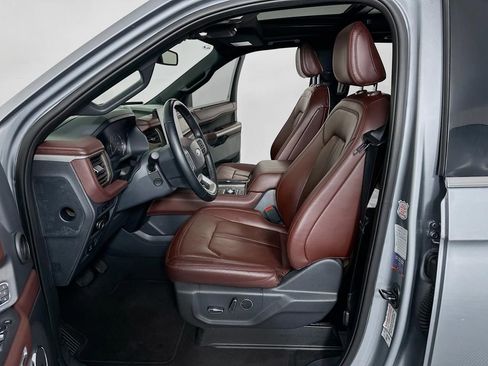 Used 2023 Ford Expedition Max Limited image 23