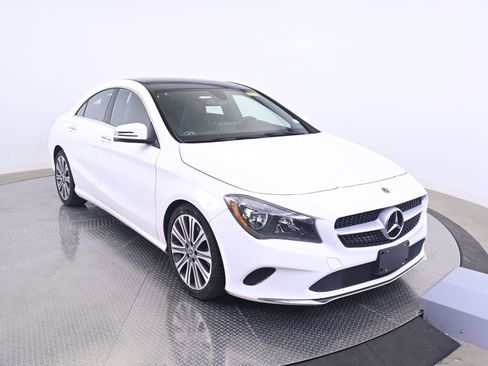 Used 2018 Mercedes-Benz CLA 250 4MATIC image 9