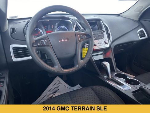 Used 2014 GMC Terrain SLE AWD/4WD image 2