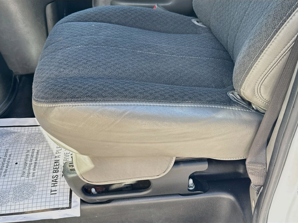 Used 2025 GMC Savana 2500 w/ Driver Convenience Package RWD image 23