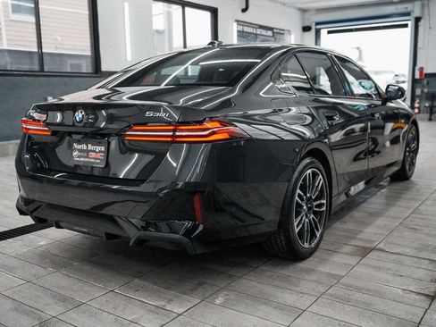 Used 2026 BMW 530i xDrive AWD/4WD image 8