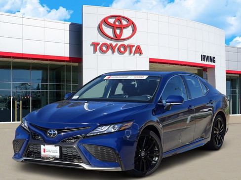 Used 2024 Toyota Camry XSE FWD image 1