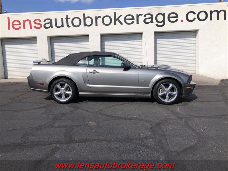 Used 2008 Ford Mustang GT RWD image 1