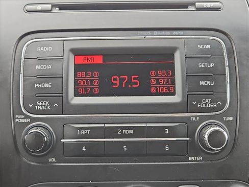 Used 2016 Kia Forte LX image 13