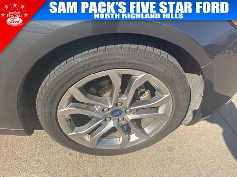 Used 2020 Ford Fusion SEL image 4