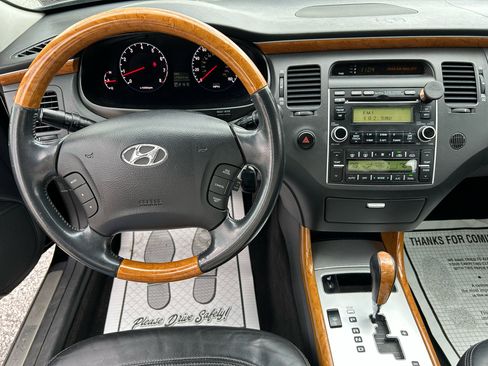 Used 2008 Hyundai Azera Limited image 21
