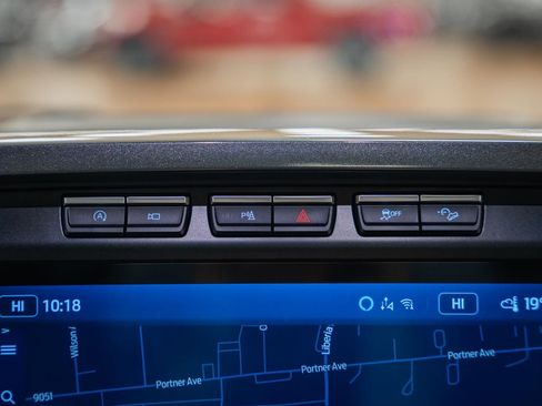 Certified 2023 Ford F150 Lariat w/ Equipment Group 502A High image 28