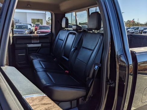 Used 2018 Ford F250 Lariat w/ Lariat Ultimate Package image 47