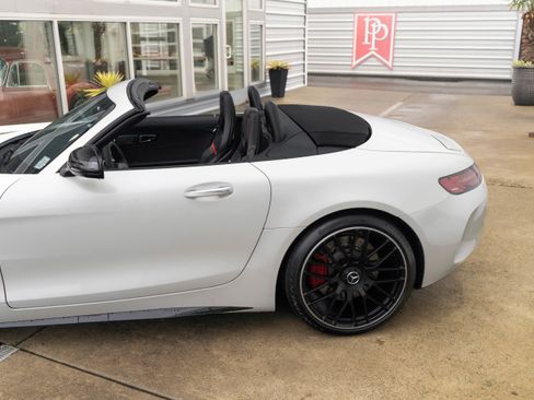 Used 2018 Mercedes-Benz AMG GT C image 6
