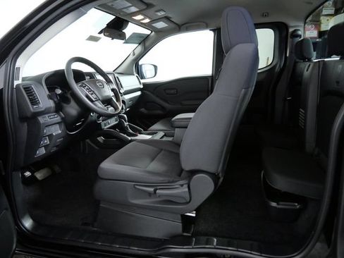 Used 2022 Nissan Frontier S w/ Technology Package AWD/4WD image 14