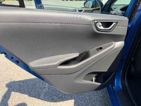Used 2018 Hyundai Ioniq SEL w/ SEL Tech Package 02 image 35