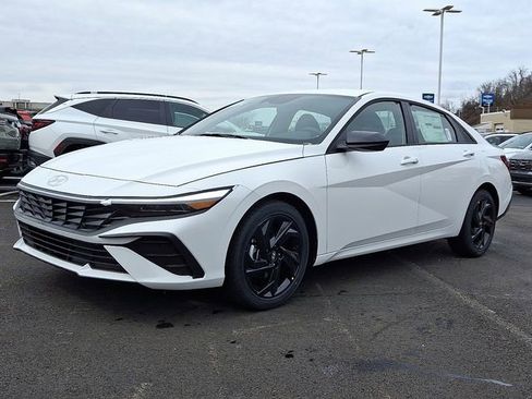 New 2026 Hyundai Elantra Sport FWD image 2