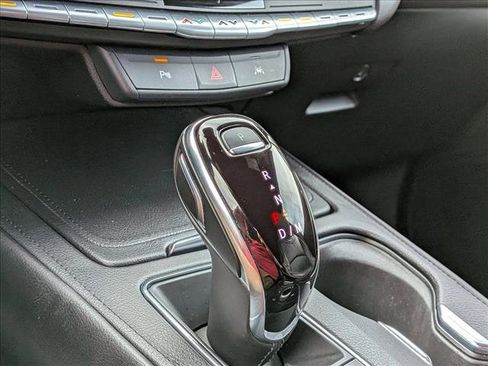 Used 2023 Cadillac XT4 Premium Luxury image 12