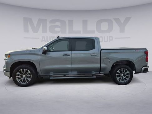 Used 2025 Chevrolet Silverado 1500 LT w/ Convenience Package II image 2