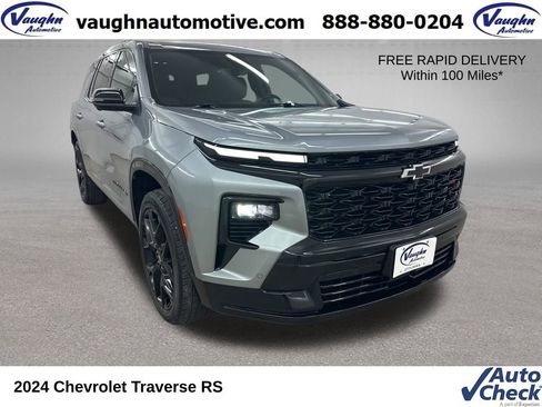 Used 2024 Chevrolet Traverse RS image 1