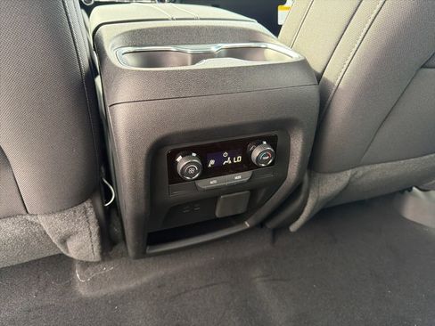 New 2026 Chevrolet Traverse LT image 20