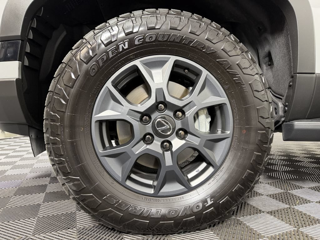 Used 2025 Lexus GX 550 AWD/4WD image 60