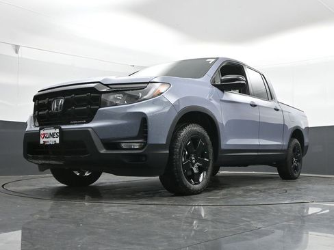 New 2026 Honda Ridgeline Black Edition image 42