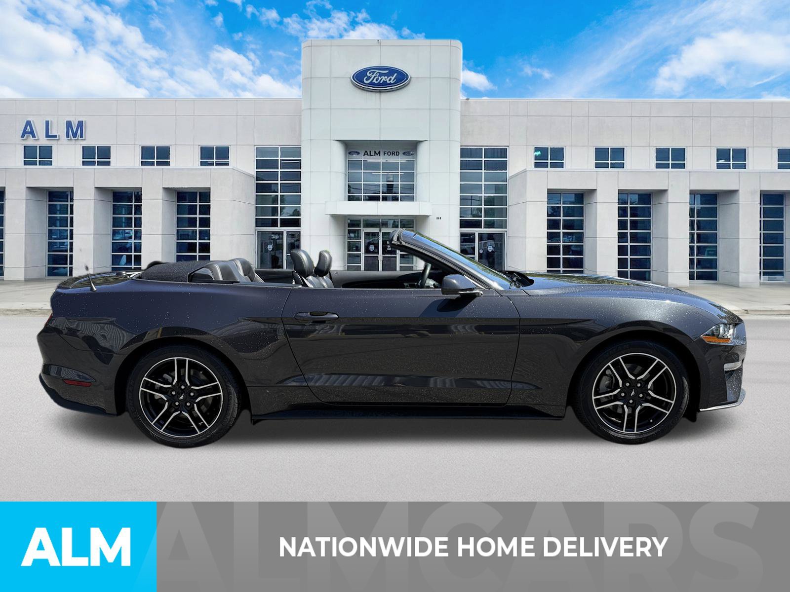 Used 2023 Ford Mustang Premium RWD image 4