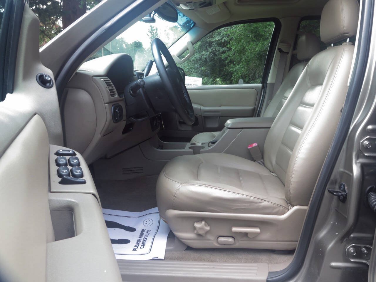 Used 2002 Ford Explorer XLT AWD/4WD image 10