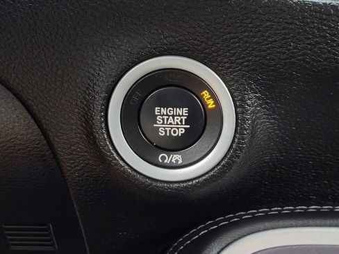 Used 2021 Dodge Challenger R/T Scat Pack image 25