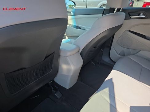 Used 2020 Hyundai Tucson Value FWD image 22