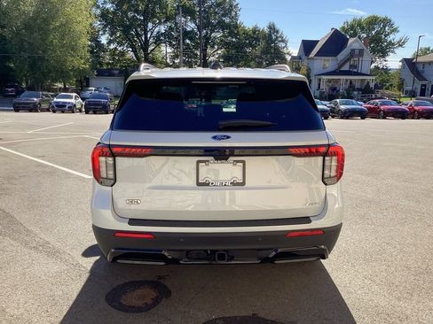 New 2026 Ford Explorer ST-Line w/ ST-Line Street Pack image 6