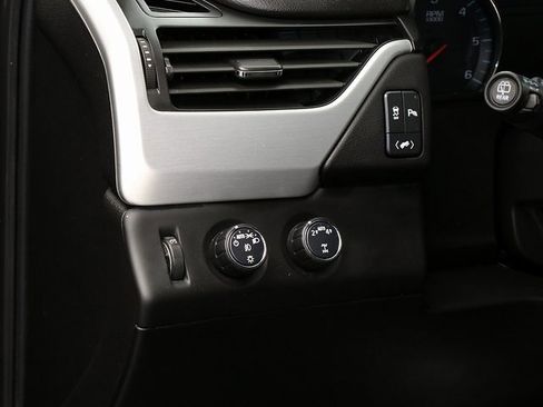 Used 2018 GMC Yukon SLE w/ Convenience Package image 26