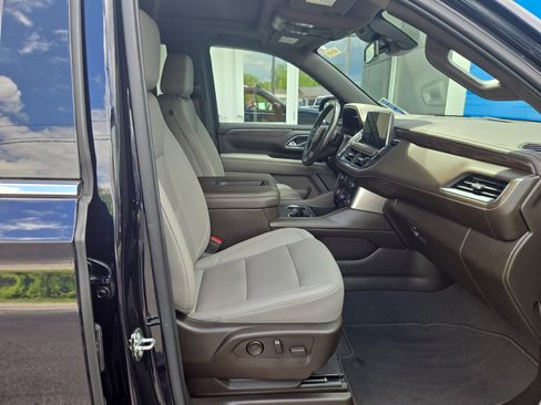Used 2023 Chevrolet Tahoe LT AWD/4WD image 18