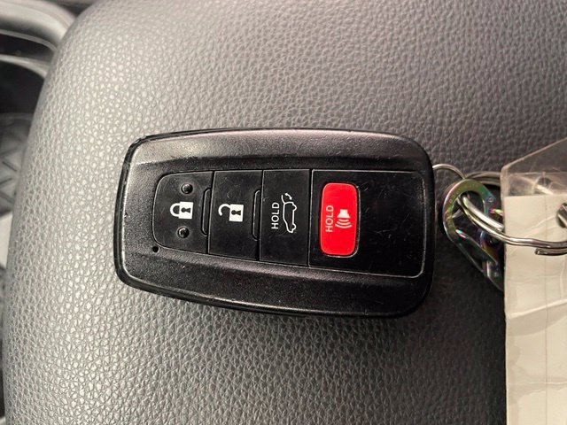 Used 2019 Toyota RAV4 XLE w/ Convenience Package AWD/4WD image 24
