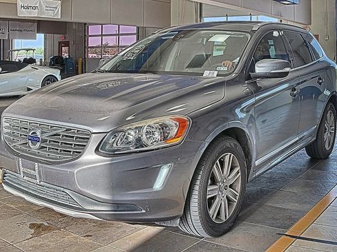 Used 2017 Volvo XC60 T5 Inscription FWD image 1