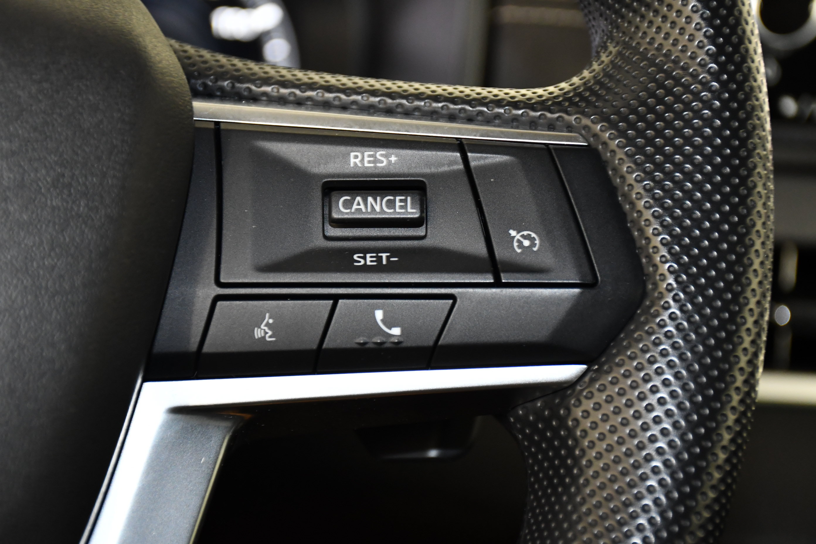 Used 2025 Mitsubishi Outlander ES AWD/4WD image 21