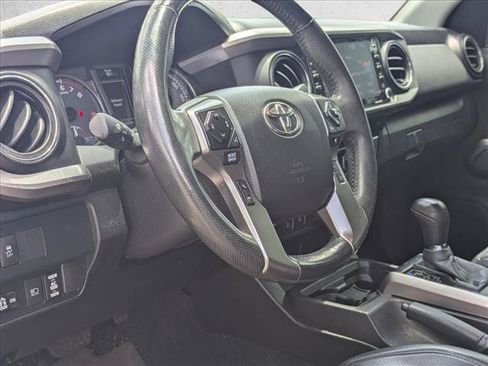 Used 2021 Toyota Tacoma SR5 w/ Trail Edition AWD/4WD image 7