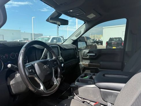 Used 2021 Chevrolet Silverado 1500 RST AWD/4WD image 12